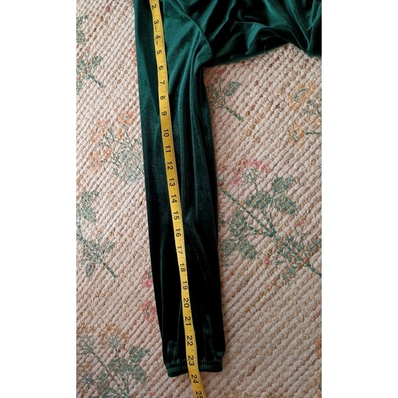 Banana Republic Emerald Velvet WrapDress Sz2 Long Sleeve VNeck Holiday Cocktail - Picture 7 of 8